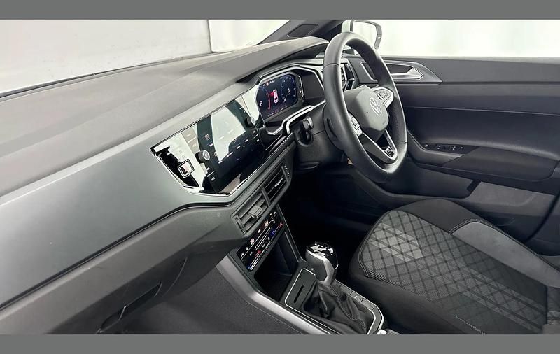 Used VW Polo R-line 95 HP (69 kW) 2025 White Hatchback