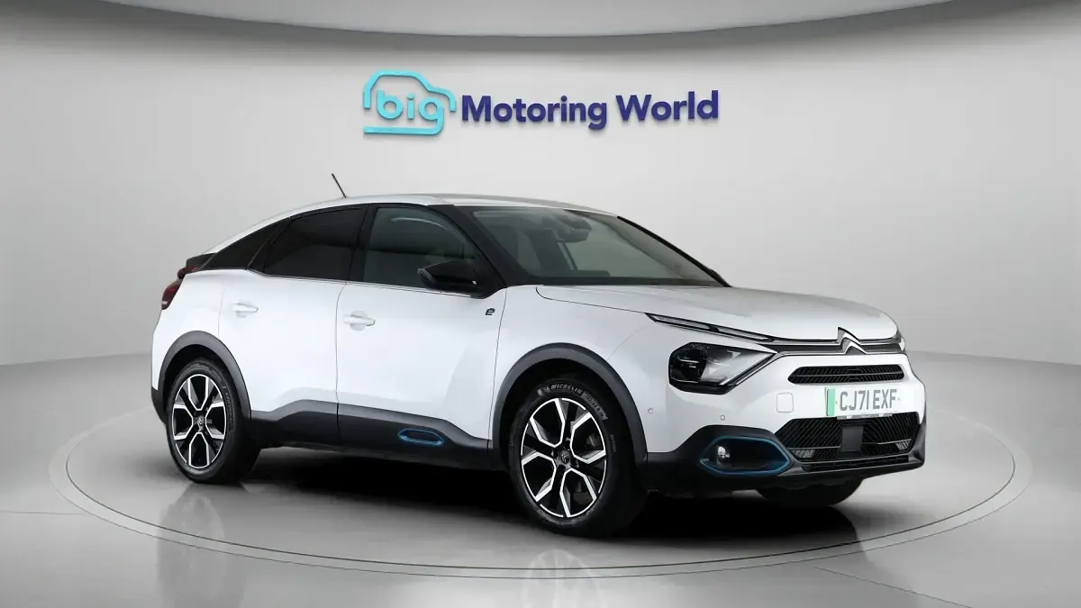 Używany Citroën e-C4 Shine 100 kW (136 KM) 2021 Hatchback