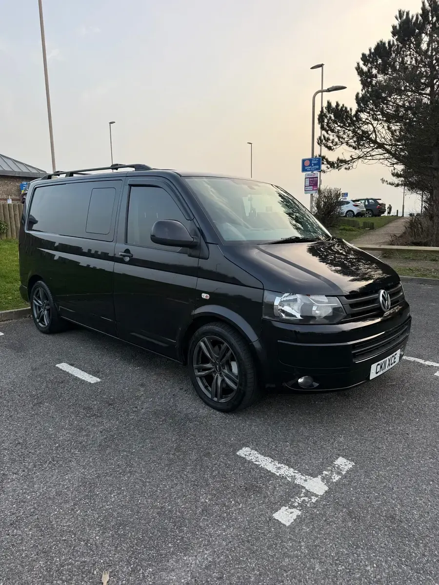 Used VW T5 180 HP (132 kW) 2011 Black Van