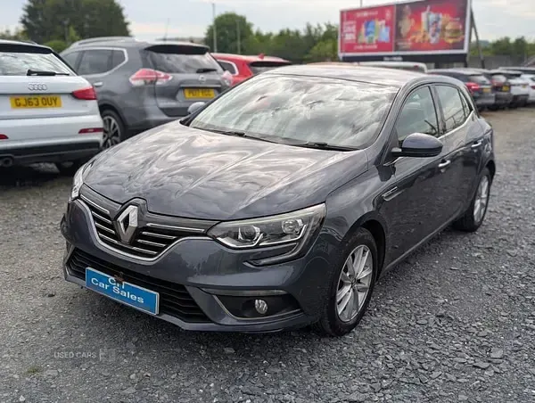 Used Renault Mégane Dynamique 110 HP (80 kW) 2018 Grey Hatchback