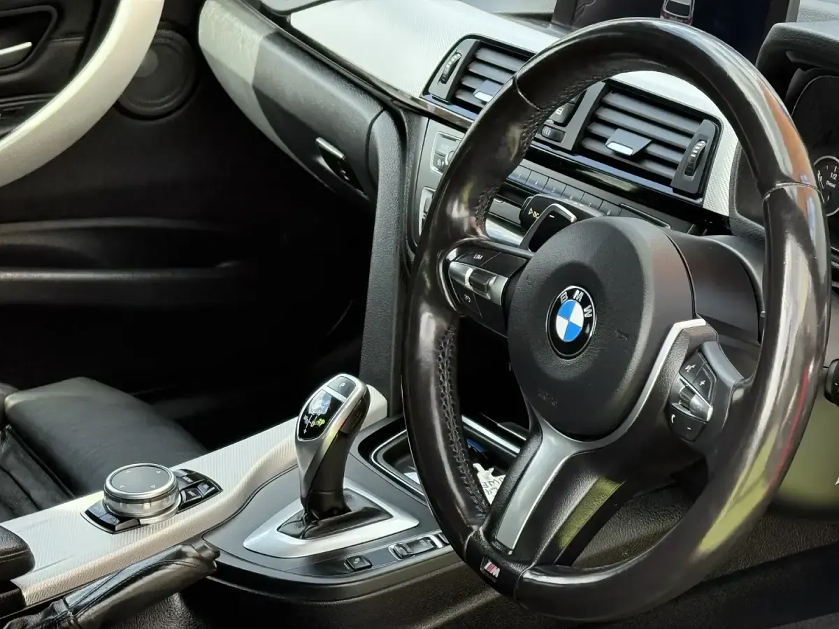 Used BMW 330 M Sport 2014 Red Estate