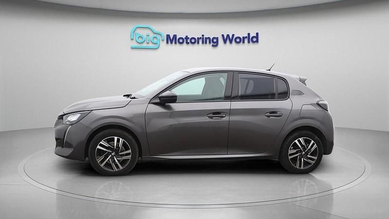 Used Peugeot 208 Allure+ 100 HP (73 kW) 2022 Grey Hatchback