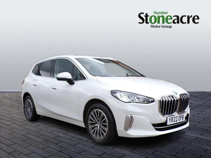 White Used 2022 BMW 220 Active Tourer Luxury Line MPV | £22,495 (Fair price) - Image 1/4