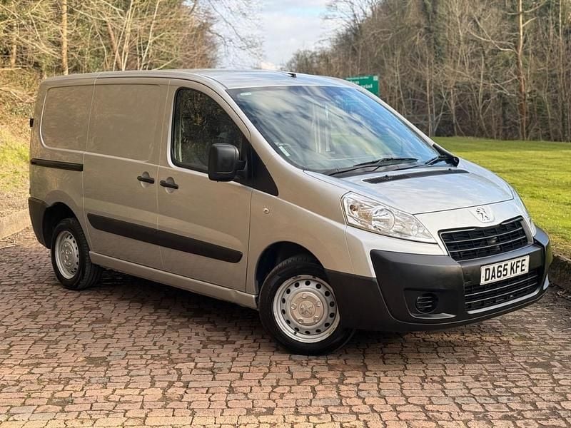 Silver Used 2016 Peugeot Expert Van | £4,995 (Fair price) - Image 1/4