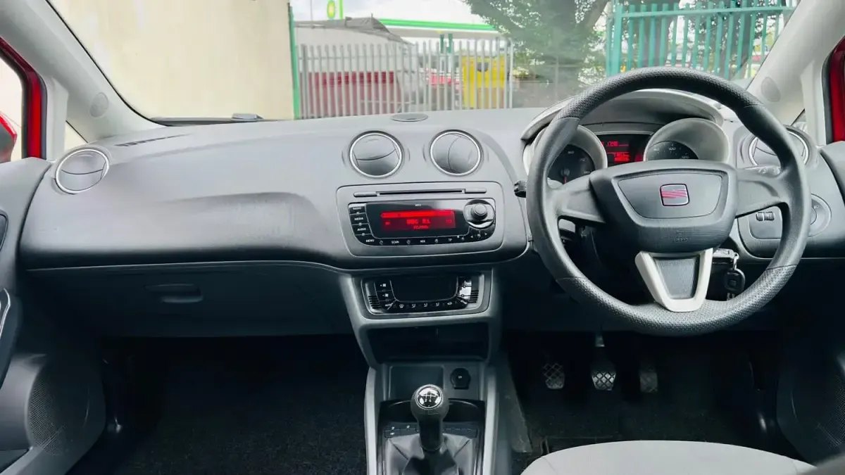 Gebraucht Seat Ibiza Sport 85 PS (62 kW) 2010 Rot Kleinwagen