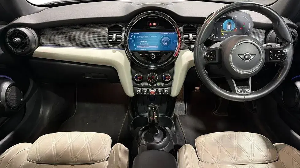 Used Mini Cooper Exclusive 134 HP (98 kW) 2023 Black Hatchback