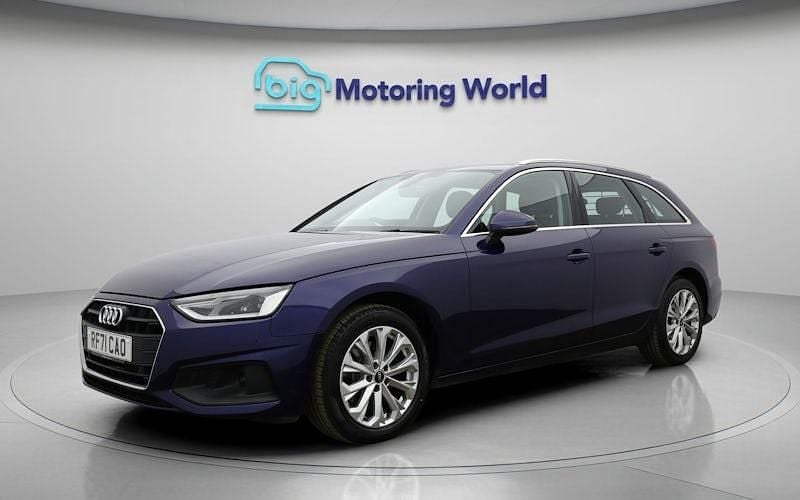 Used Audi A4 150 HP (110 kW) 2022 Blue Estate
