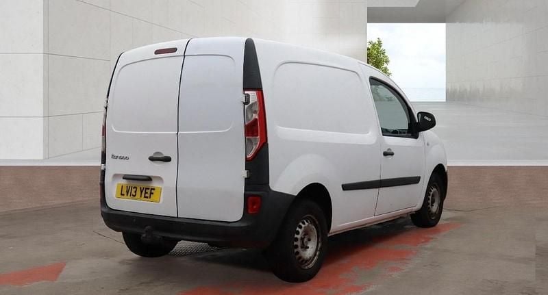 Used Renault Kangoo 2013 White MPV