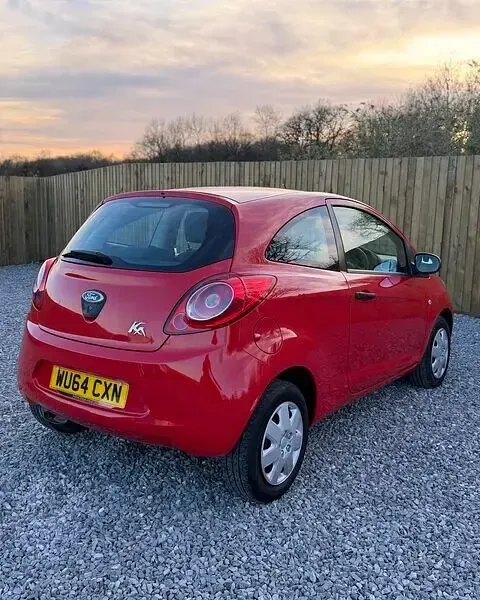 Used Ford Ka Studio 69 HP (50 kW) 2014 Red Hatchback