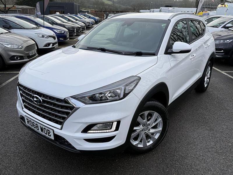 Used Hyundai Tucson SE 2018 White SUV
