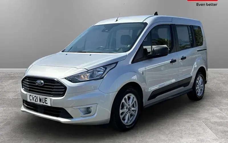 Used Ford Tourneo Connect Zetec 120 HP (88 kW) 2021 MPV
