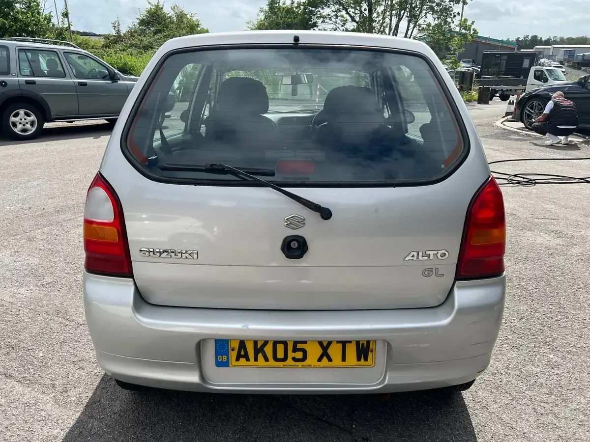 Used Suzuki Alto GL 2005 Silver Hatchback