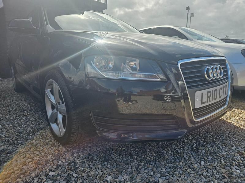 Begagnad Audi A3 102 HK (75 kW) 2010 Svart Halvkombi