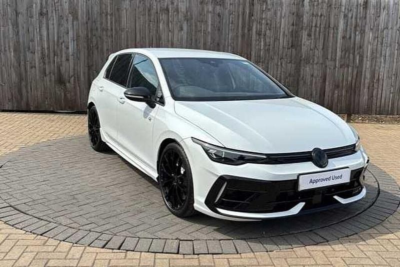 New 2025 VW Golf VIII | £44,299 (Super price) - Image 1/4