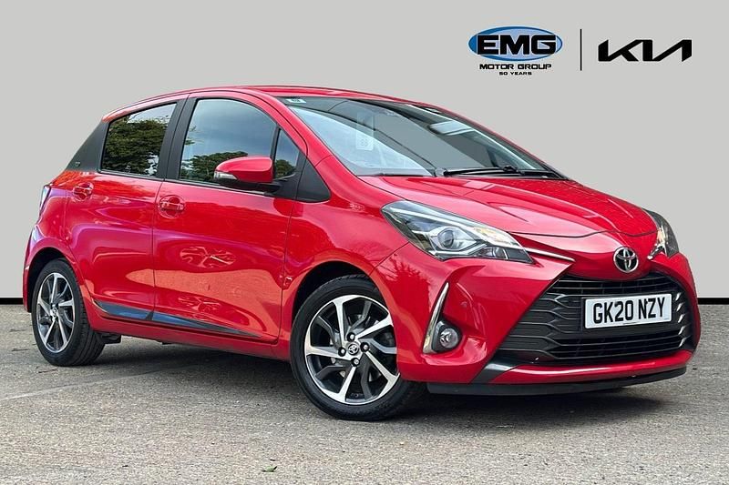 Used Toyota Yaris 111 HP (81 kW) 2020 Red Hatchback