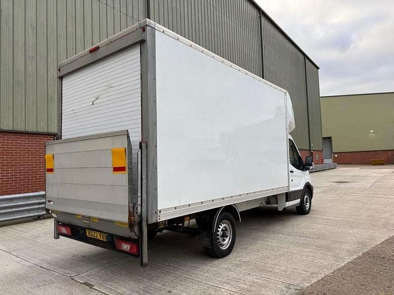 Usado Ford Transit 130 CV (95 kW) 2022 Blanco Descapotable