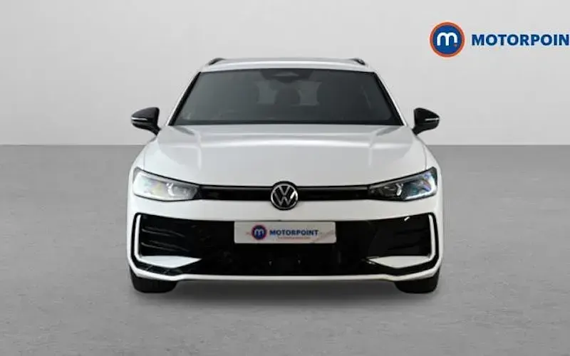 Used VW Passat R-line 272 HP (200 kW) 2025 White Estate