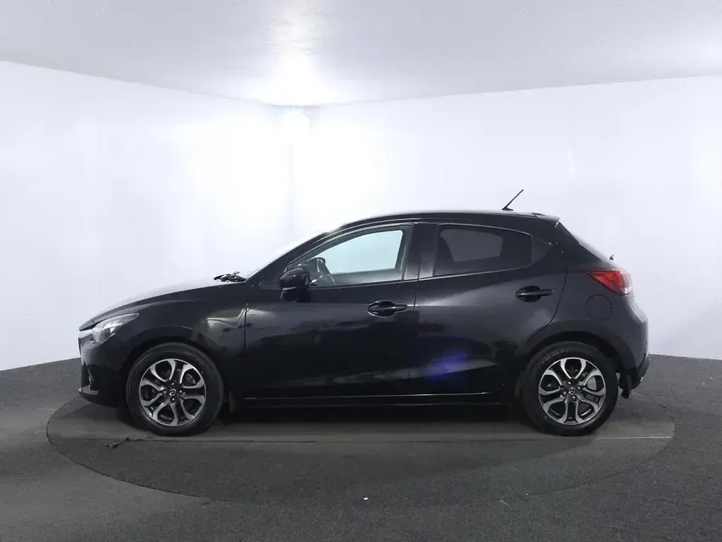 Used Mazda 2 Inclusive 90 HP (66 kW) 2017 Black Hatchback
