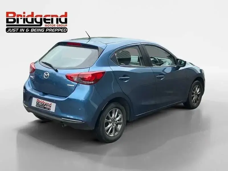 Usado Mazda 2 116 HP (85 kW) 2023 Azul Citadino