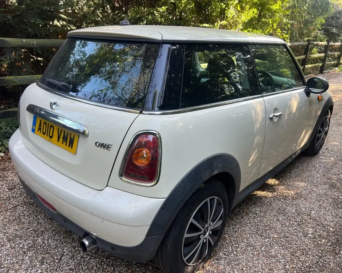 Used Mini ONE Hatch 2010 White Hatchback