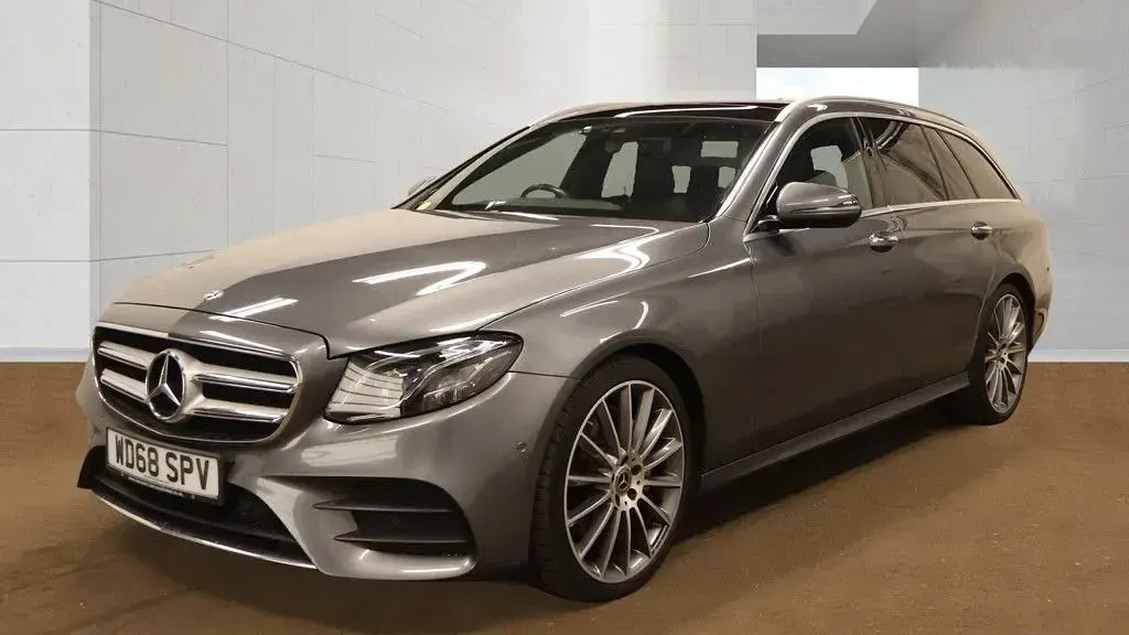 Used Mercedes E220 AMG line 194 HP (142 kW) 2019 Grey Estate