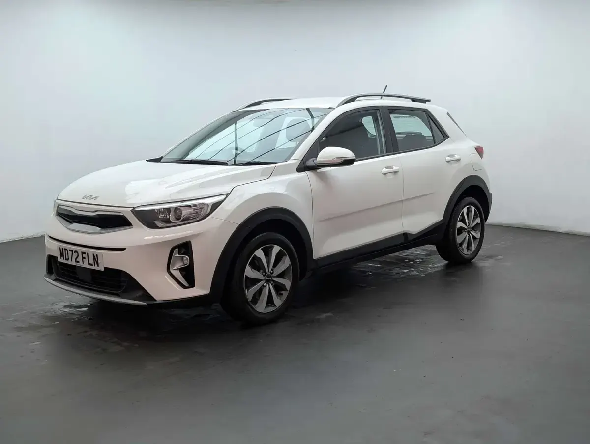 Used Kia Stonic 2023 White SUV