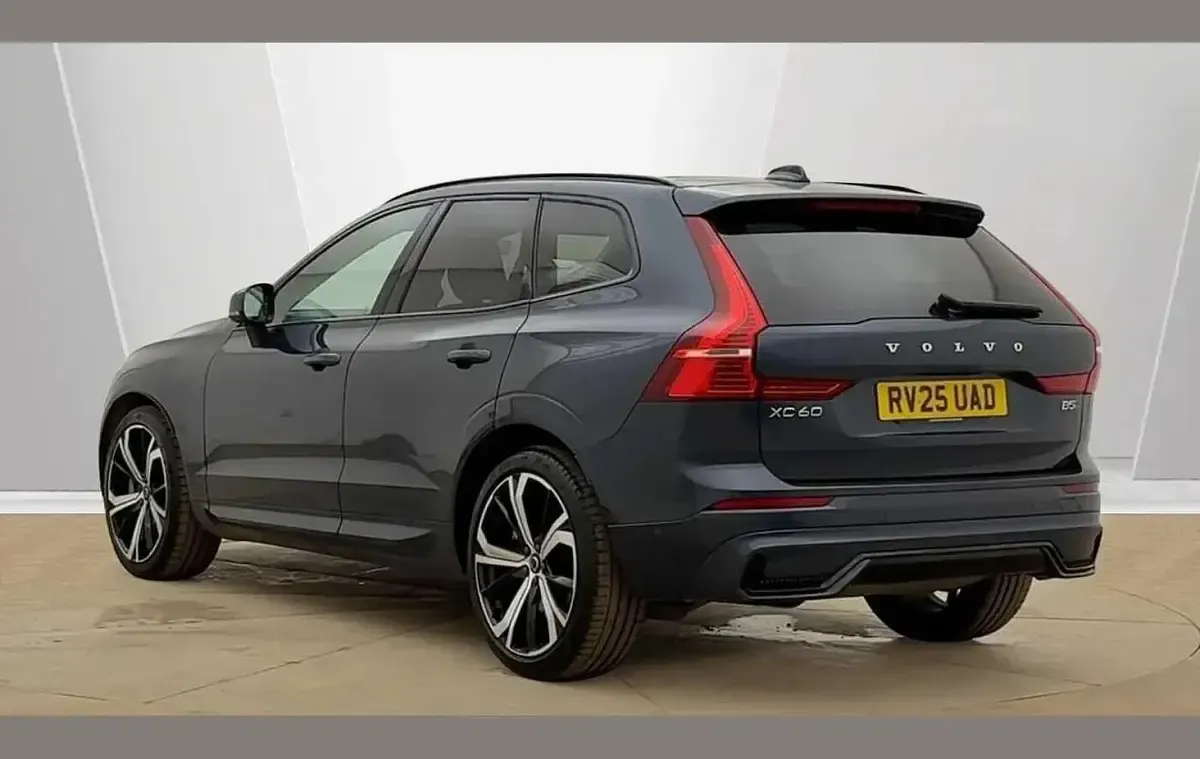 Used Volvo XC60 Ultra 247 HP (181 kW) 2025 Blue SUV