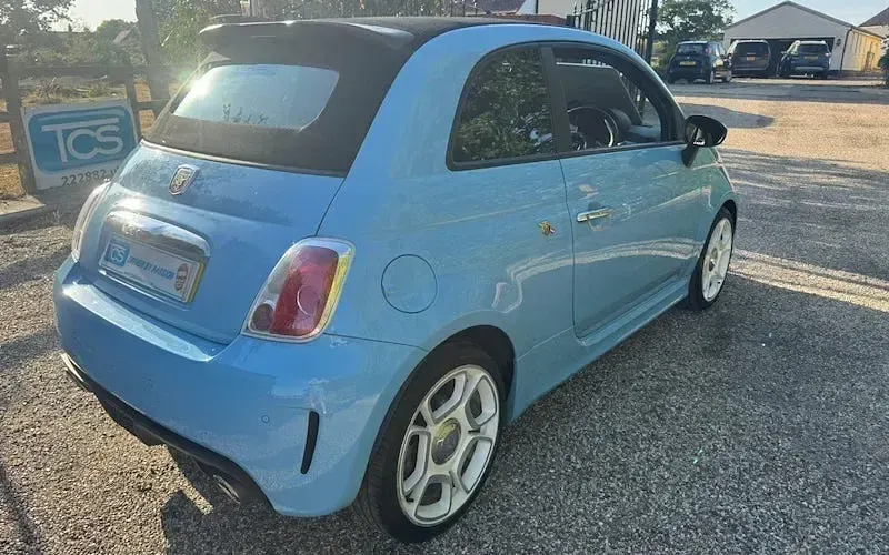 Used Abarth 595C 141 HP (103 kW) 2013 Blue Cabriolet