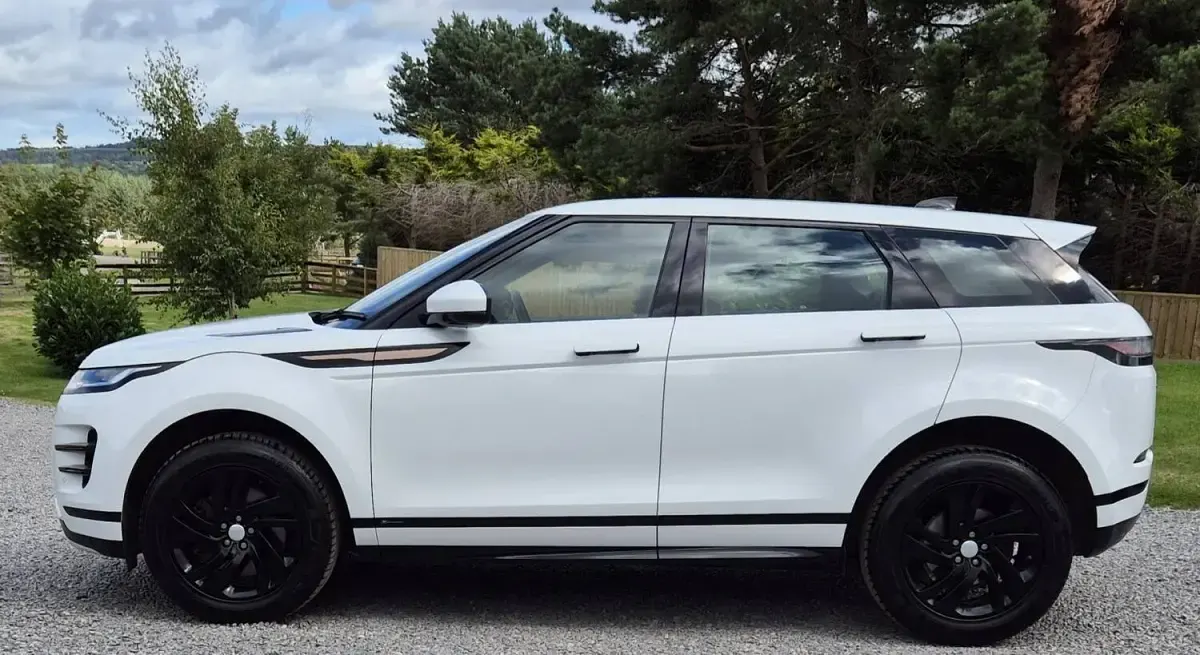 Used Land Rover Range Rover evoque R-Dynamic 200 HP (147 kW) 2019 White SUV
