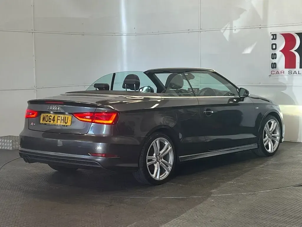 Begagnad Audi A3 Cabriolet S-Line 150 HK (110 kW) 2015 Grå Cab