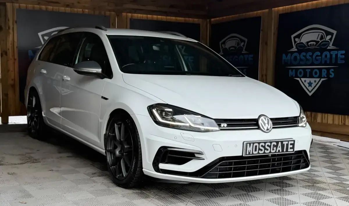 Używany VW Golf VII R 2019 Biały Kombi