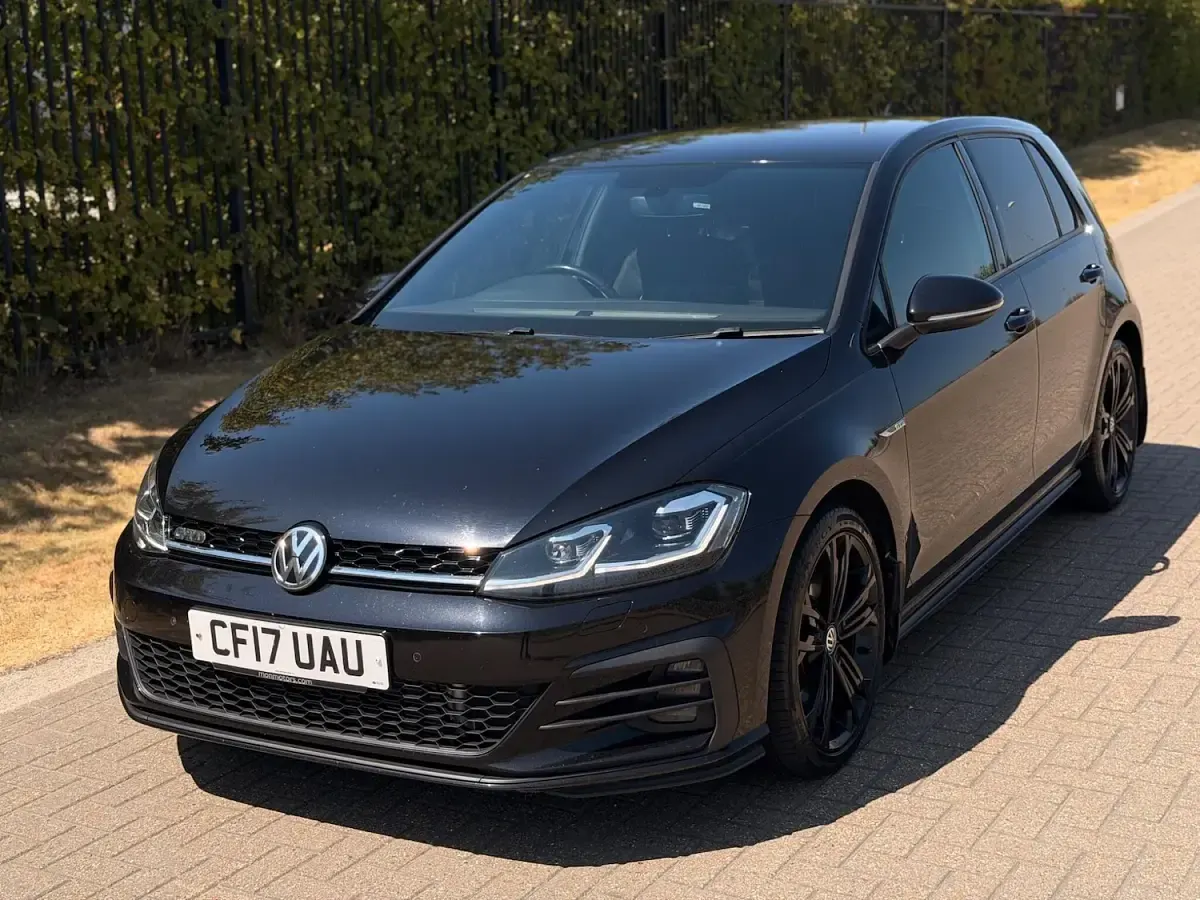 Used VW Golf VII GTD 184 HP (135 kW) 2017 Black Hatchback