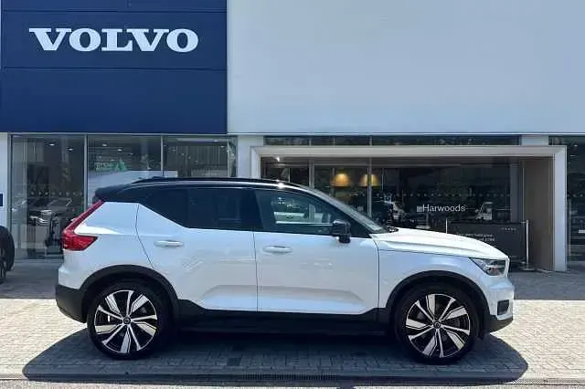 Used Volvo XC40 Pro 295 kW (402 HP) 2022 SUV