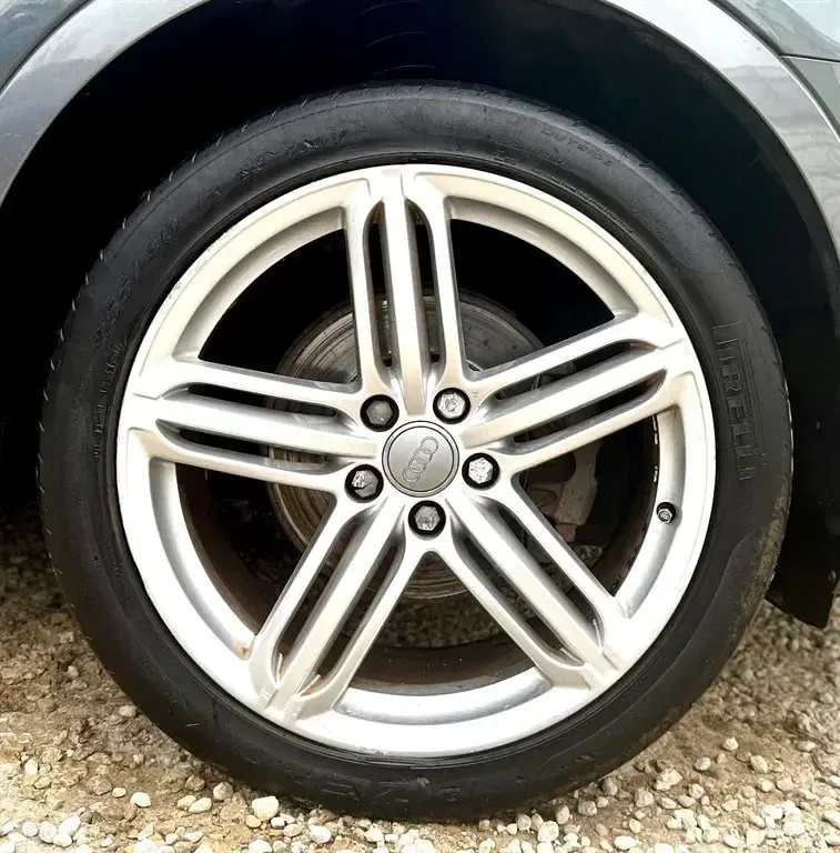Używany Audi Q3 S-line plus 150 KM (110 kW) 2016 Szary SUV