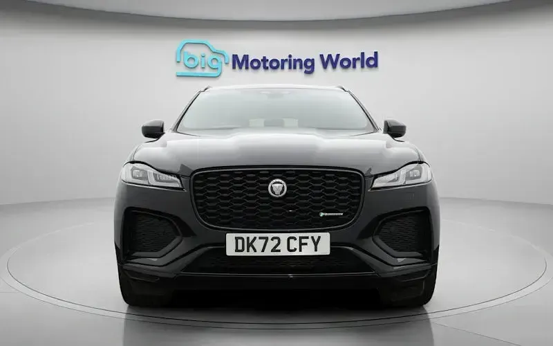 Used Jaguar F-Pace R-Dynamic 204 HP (150 kW) 2022 Black SUV