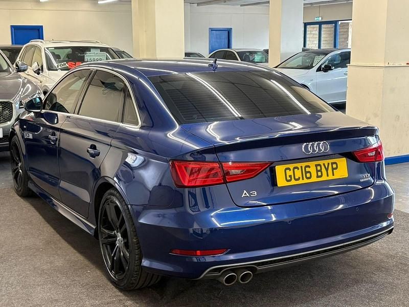 Begagnad Audi A3 S-Line 184 HK (135 kW) 2016 Blå Sedan