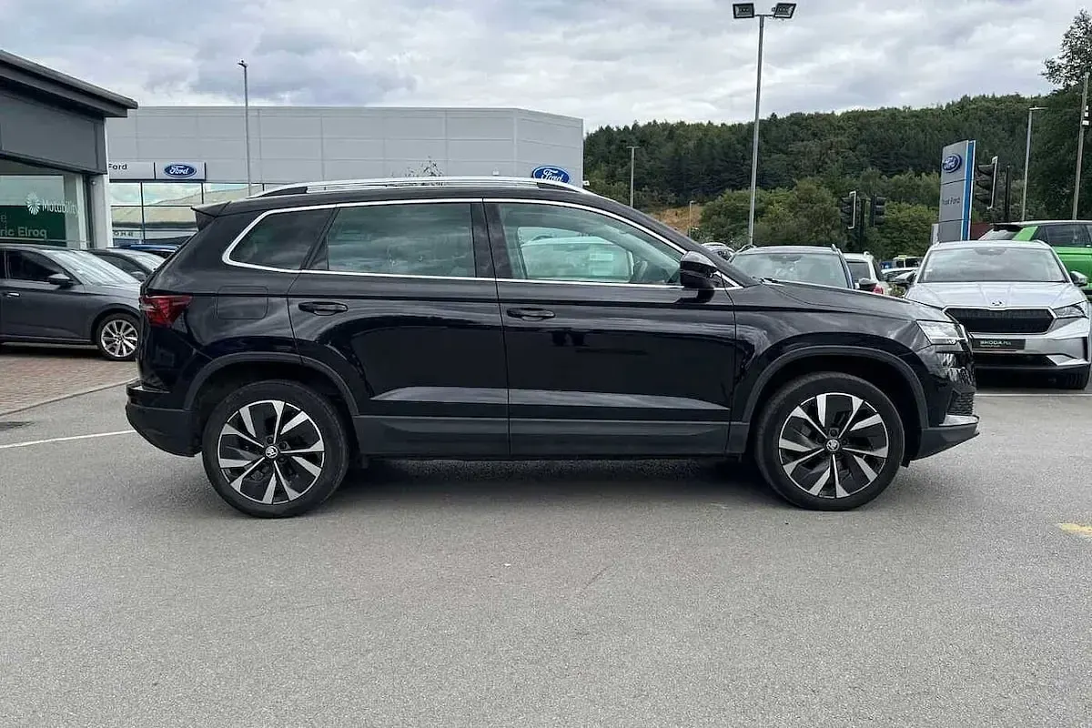 Used Skoda Karoq SE L 110 HP (80 kW) 2024 Black SUV