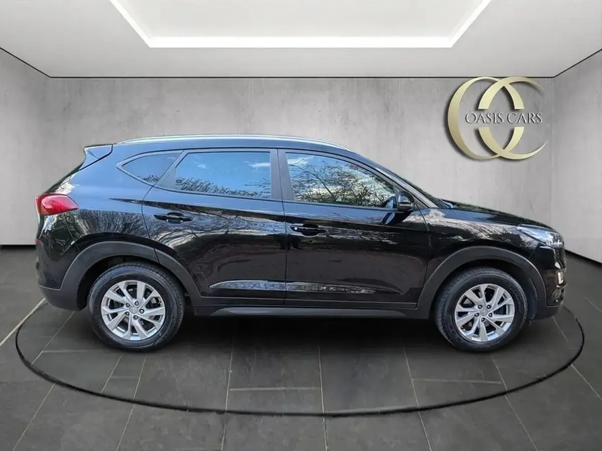 Used Hyundai Tucson SE 177 HP (130 kW) 2019 Black SUV
