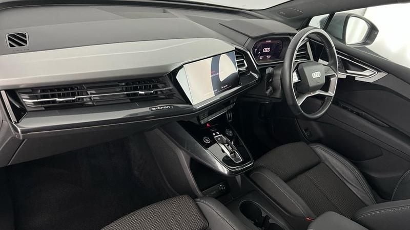 Used Audi Q4 e-tron S-Line 125 kW (170 HP) 2023 Grey SUV