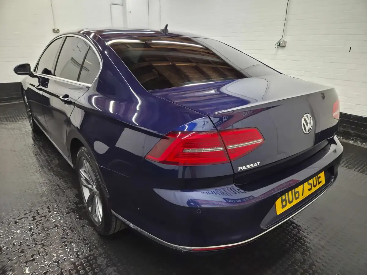 Used VW Passat GT 150 HP (110 kW) 2017 Blue Sedan