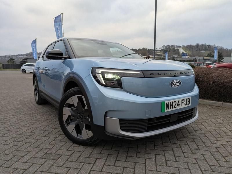 Blue Used 2024 Ford Explorer Premium SUV | £39,900 - Image 1/4