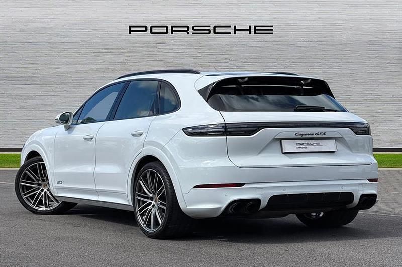 Usado Porsche Cayenne GTS 460 CV (338 kW) 2021 Blanco SUV