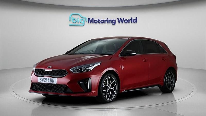 Used Kia Ceed GT-Line 138 HP (101 kW) 2021 Red Hatchback