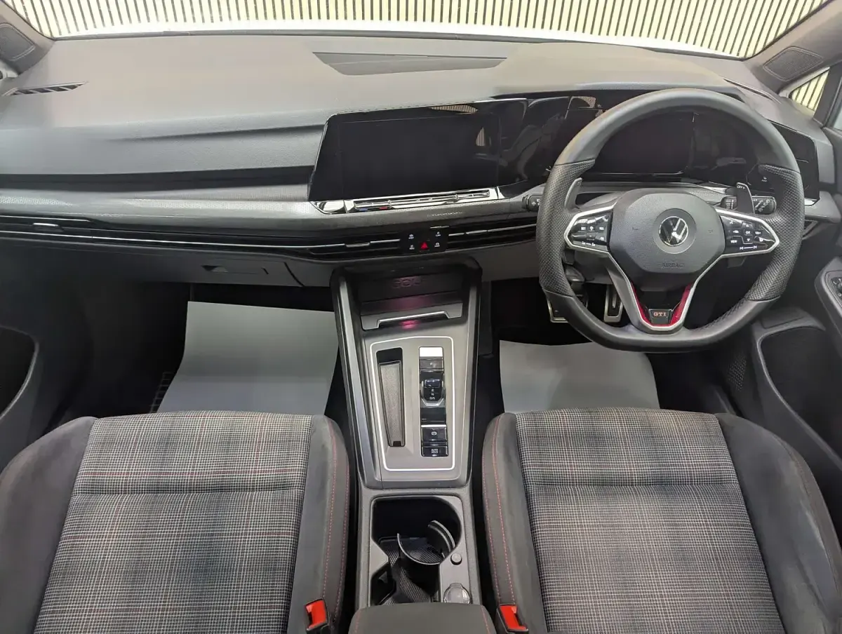 Used VW Golf VII GTI 2021 White Hatchback