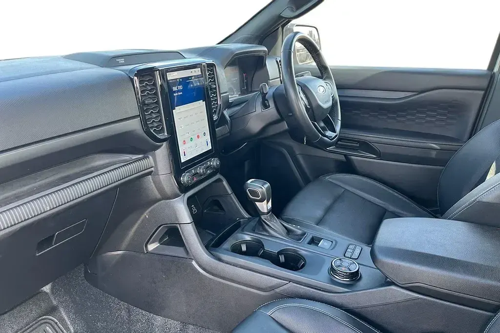 Gebraucht Ford Ranger Tremor 205 PS (150 kW) 2024 Silber Pickup
