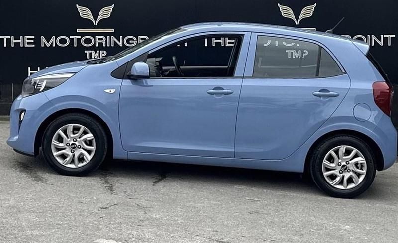Used Kia Picanto 83 HP (61 kW) 2018 Blue Hatchback