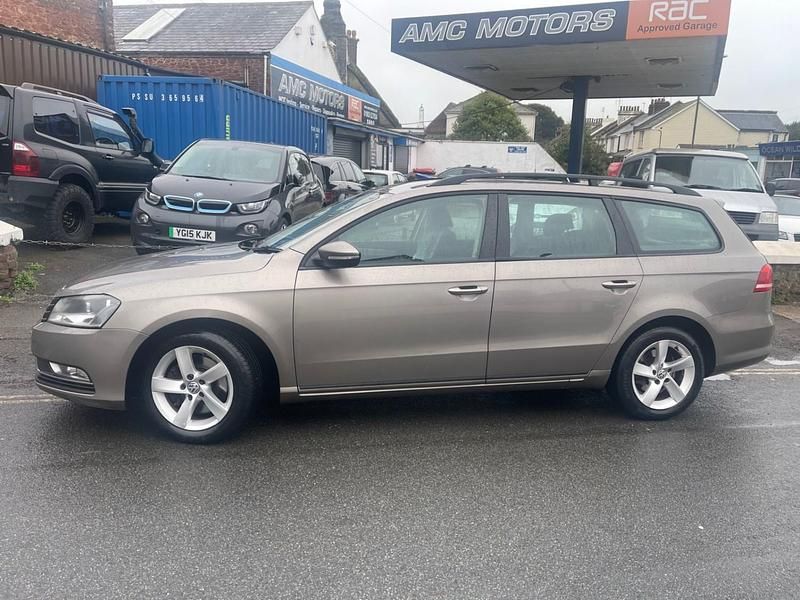 Used VW Passat S 105 HP (77 kW) 2011 Bronze Estate