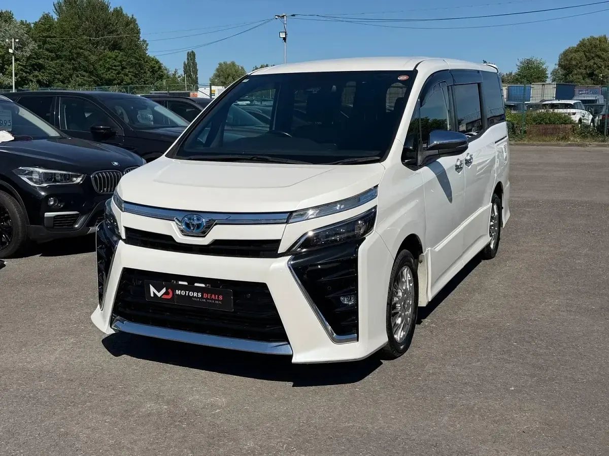Used Toyota Voxy 2020 White MPV