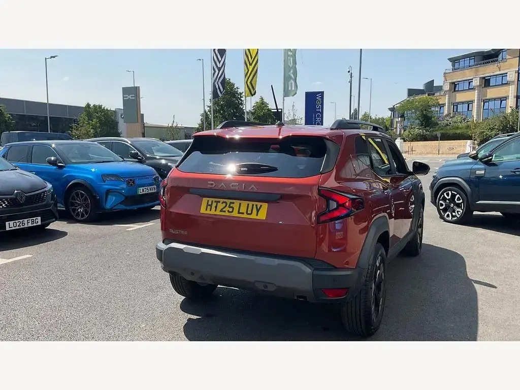 Used Dacia Duster Extreme 130 HP (95 kW) 2025 Brown SUV
