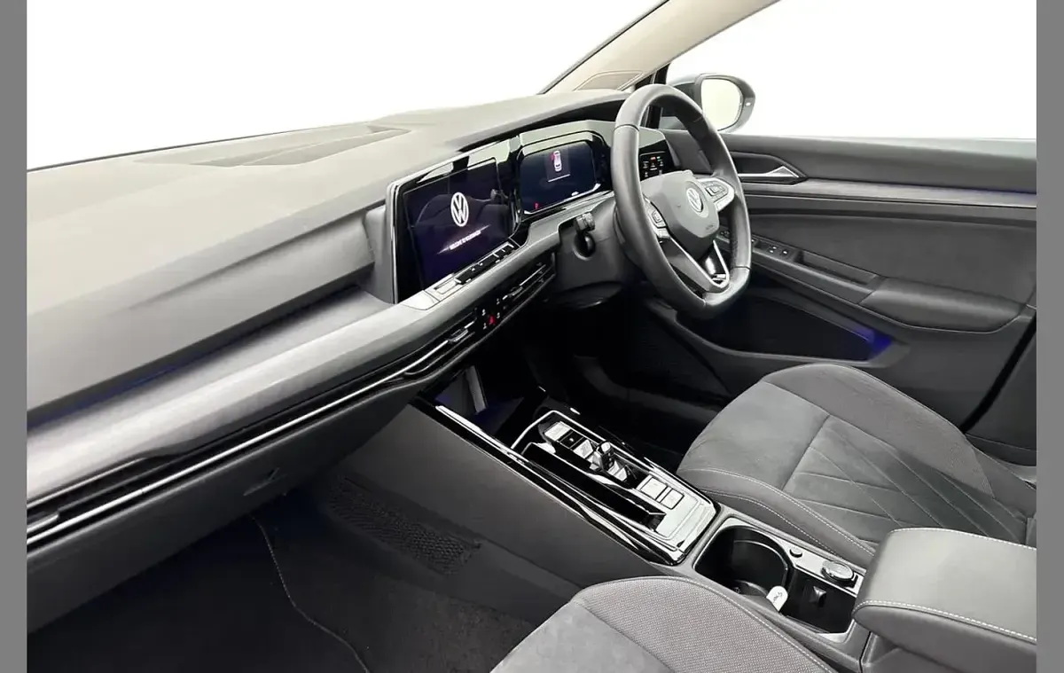 Used VW Golf VIII Style 200 HP (147 kW) 2022 Black Hatchback